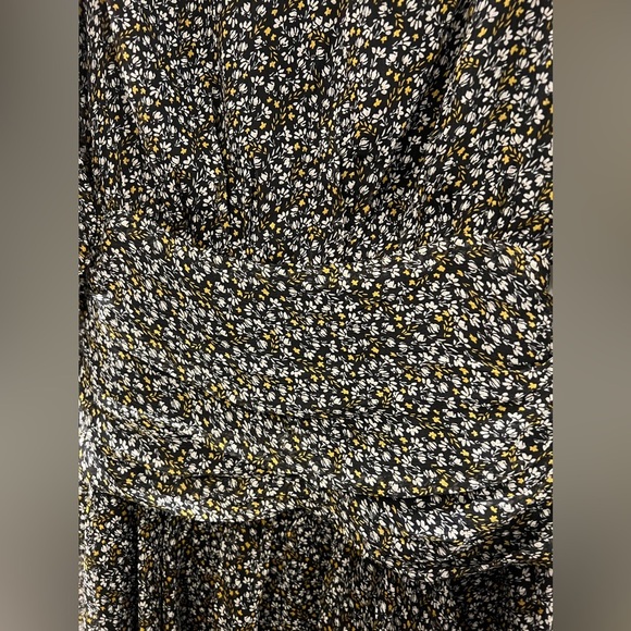 ASTR The Label Savannah Long Sleeve Mini Dress - Picture 4 of 12